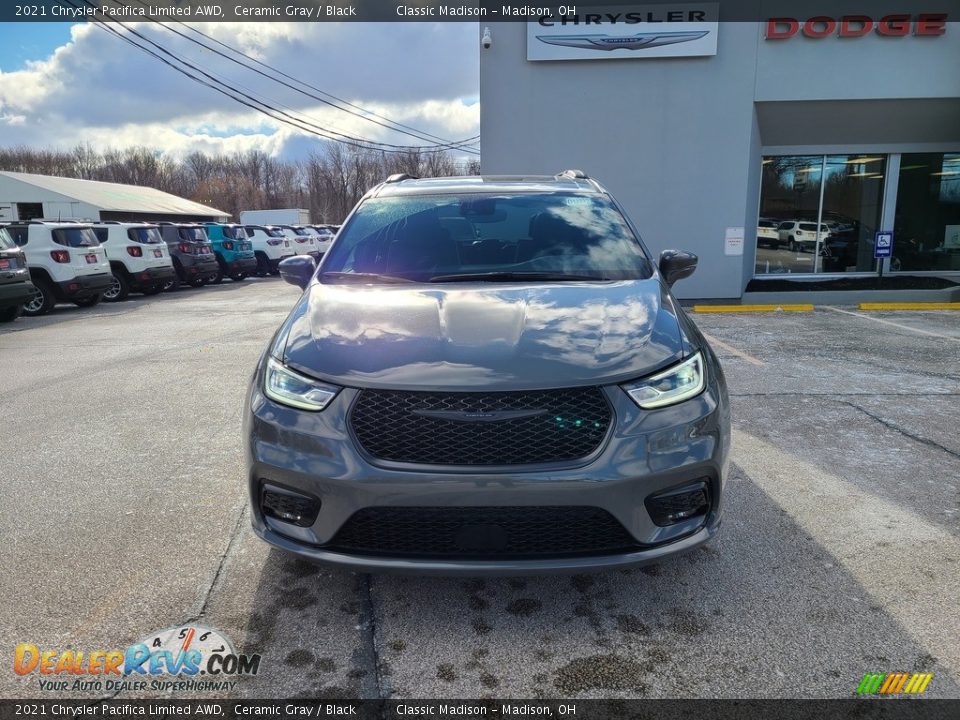 2021 Chrysler Pacifica Limited AWD Ceramic Gray / Black Photo #9