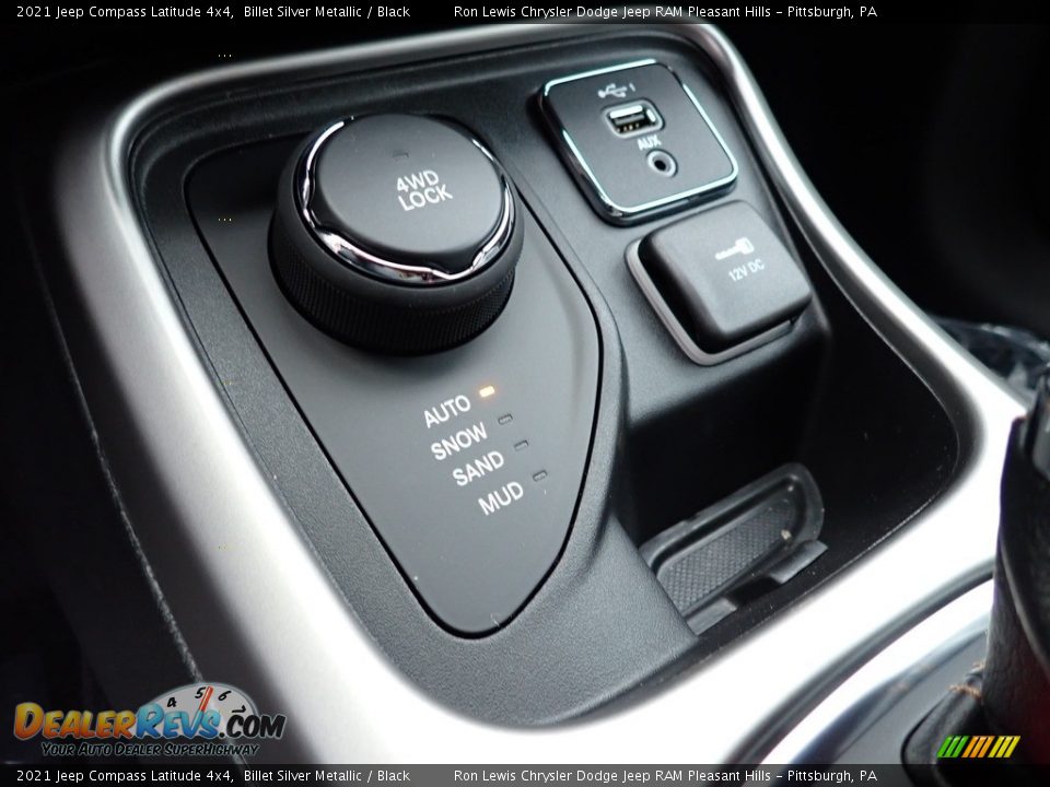 2021 Jeep Compass Latitude 4x4 Billet Silver Metallic / Black Photo #18