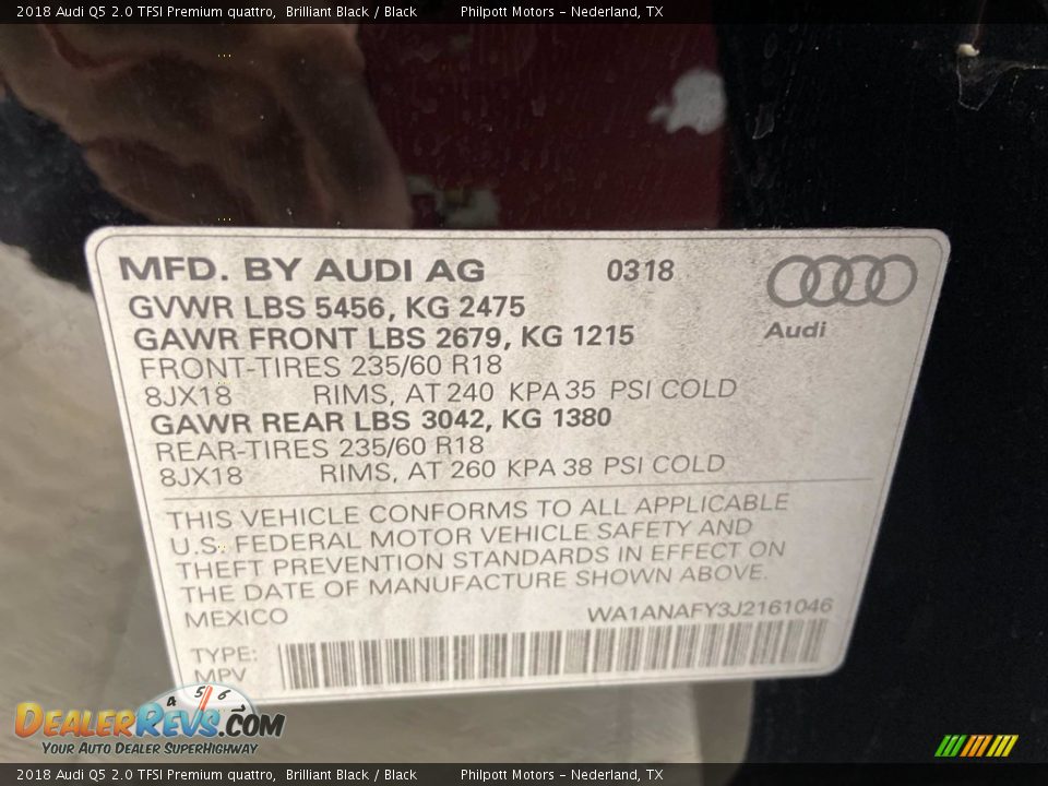 2018 Audi Q5 2.0 TFSI Premium quattro Brilliant Black / Black Photo #25