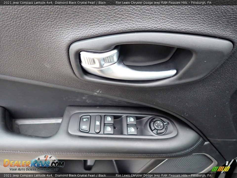 2021 Jeep Compass Latitude 4x4 Diamond Black Crystal Pearl / Black Photo #14