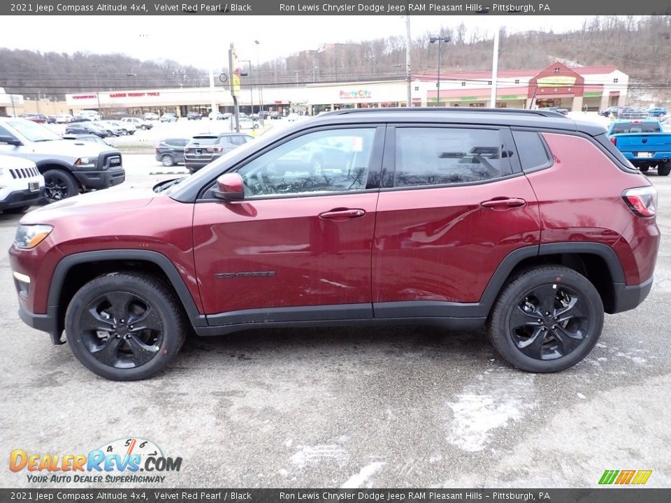 2021 Jeep Compass Altitude 4x4 Velvet Red Pearl / Black Photo #2
