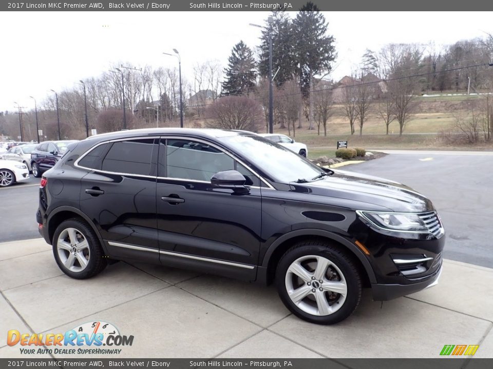 2017 Lincoln MKC Premier AWD Black Velvet / Ebony Photo #7