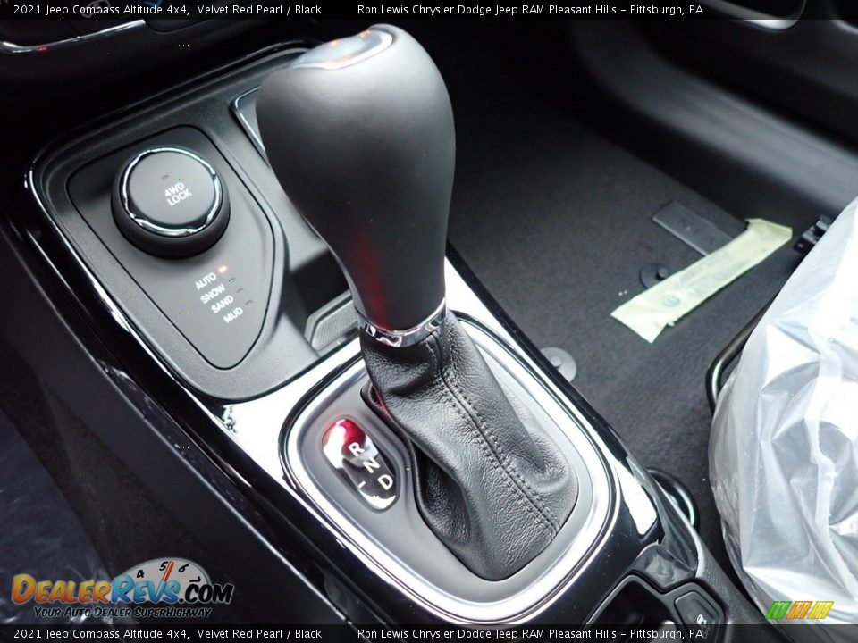 2021 Jeep Compass Altitude 4x4 Velvet Red Pearl / Black Photo #17