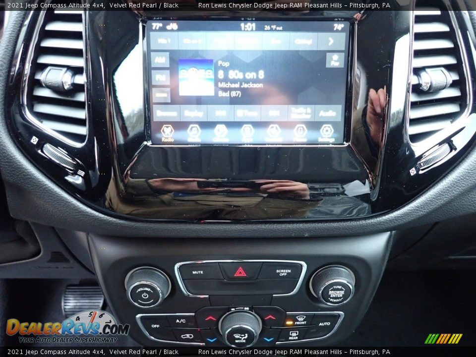 2021 Jeep Compass Altitude 4x4 Velvet Red Pearl / Black Photo #20