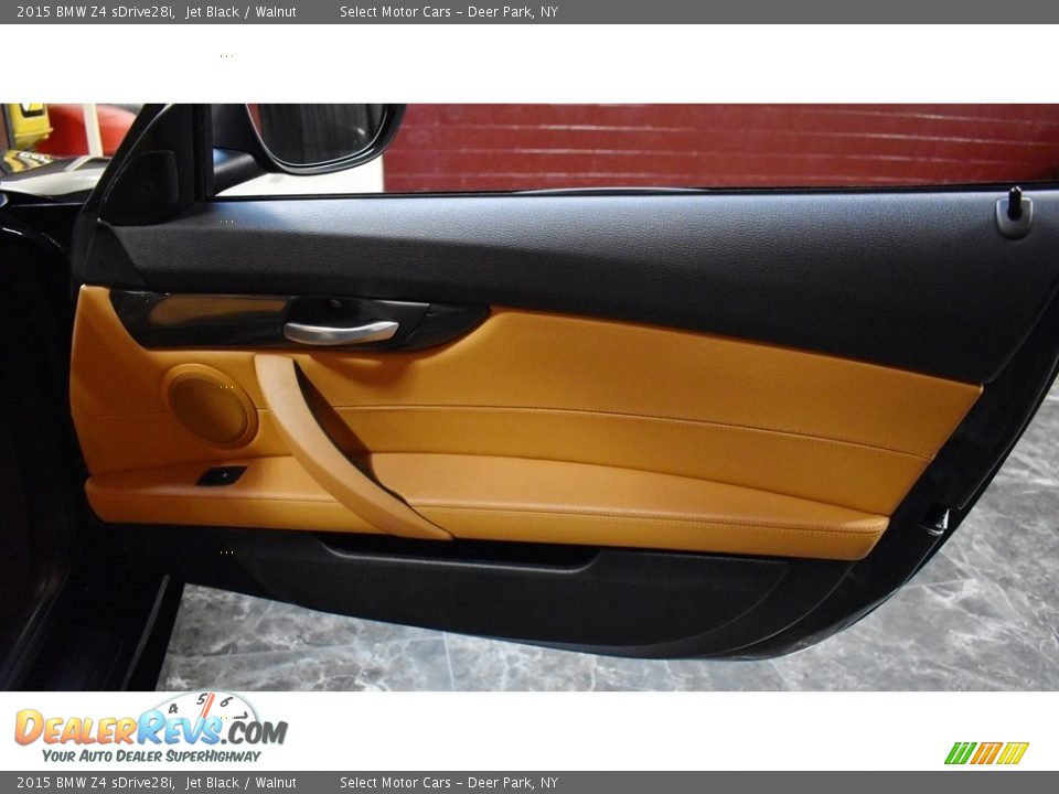 Door Panel of 2015 BMW Z4 sDrive28i Photo #15