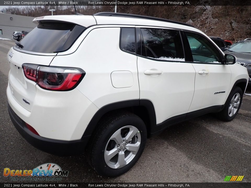 2021 Jeep Compass Latitude 4x4 White / Black Photo #6