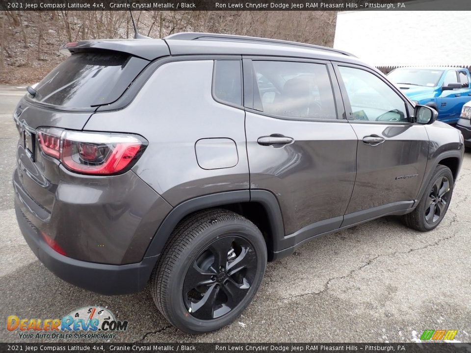 2021 Jeep Compass Latitude 4x4 Granite Crystal Metallic / Black Photo #6