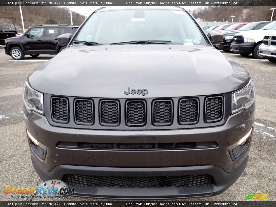 2021 Jeep Compass Latitude 4x4 Granite Crystal Metallic / Black Photo #9