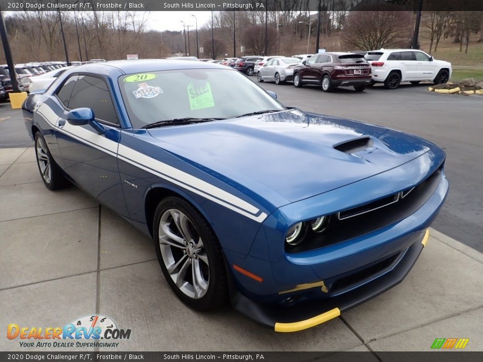Front 3/4 View of 2020 Dodge Challenger R/T Photo #7