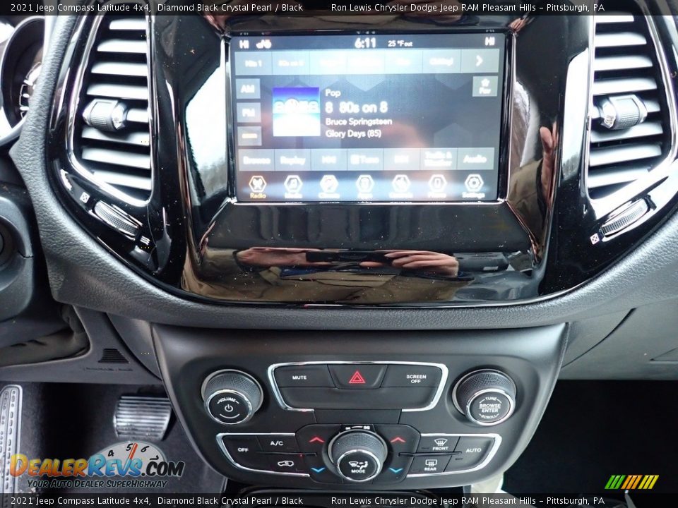 2021 Jeep Compass Latitude 4x4 Diamond Black Crystal Pearl / Black Photo #20
