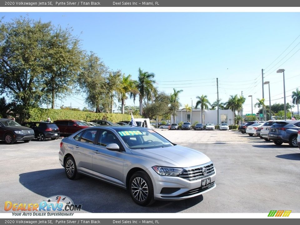 2020 Volkswagen Jetta SE Pyrite Silver / Titan Black Photo #1