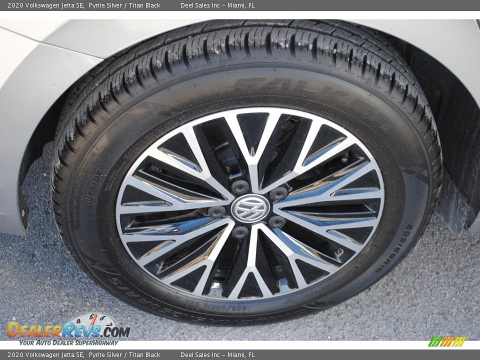 2020 Volkswagen Jetta SE Pyrite Silver / Titan Black Photo #10