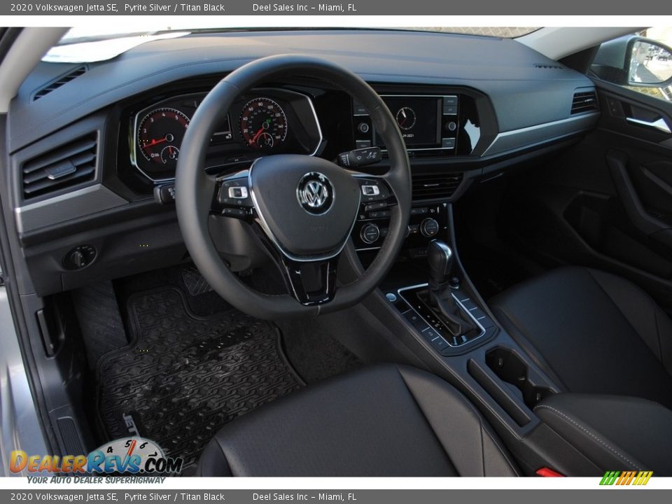 2020 Volkswagen Jetta SE Pyrite Silver / Titan Black Photo #13