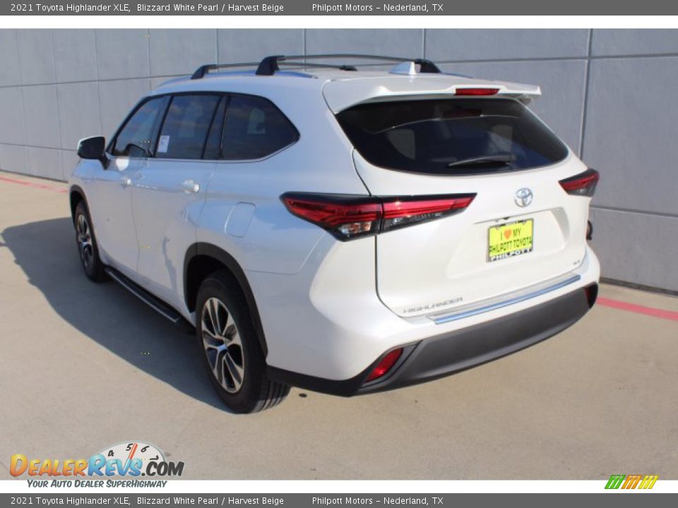 2021 Toyota Highlander XLE Blizzard White Pearl / Harvest Beige Photo #6