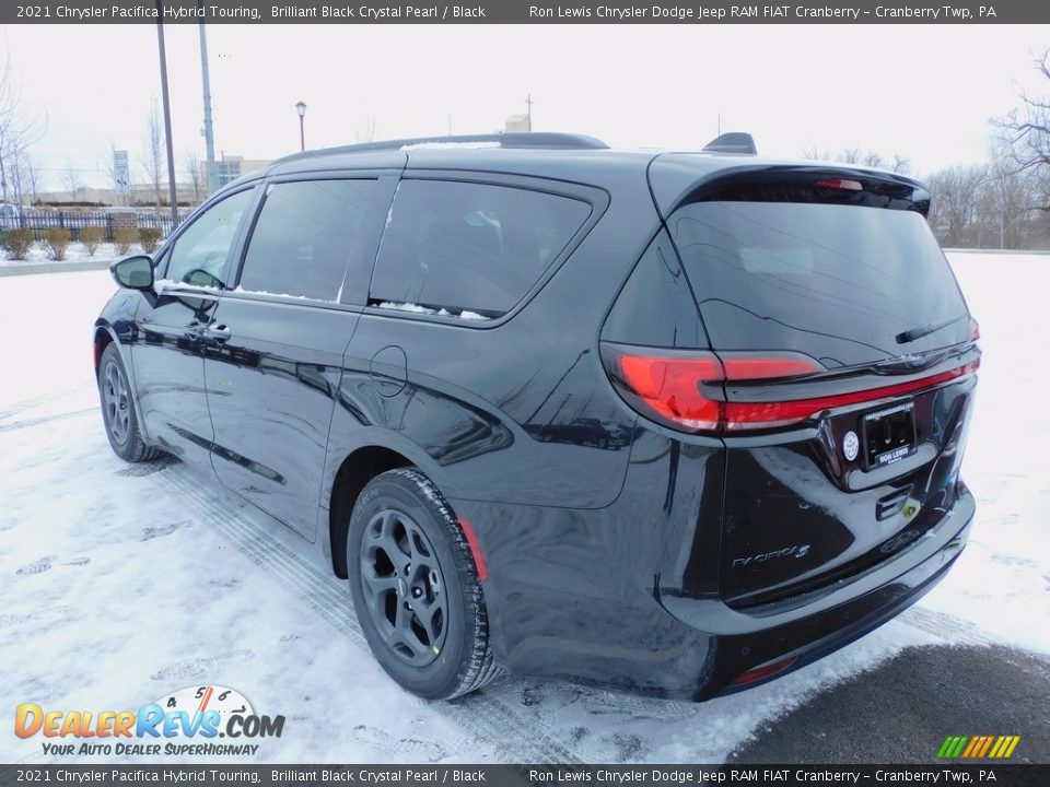 2021 Chrysler Pacifica Hybrid Touring Brilliant Black Crystal Pearl / Black Photo #8