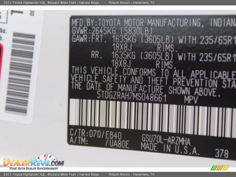 2021 Toyota Highlander XLE Blizzard White Pearl / Harvest Beige Photo #26