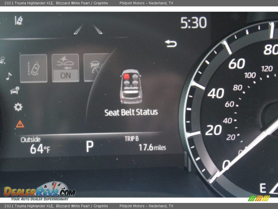 2021 Toyota Highlander XLE Blizzard White Pearl / Graphite Photo #14