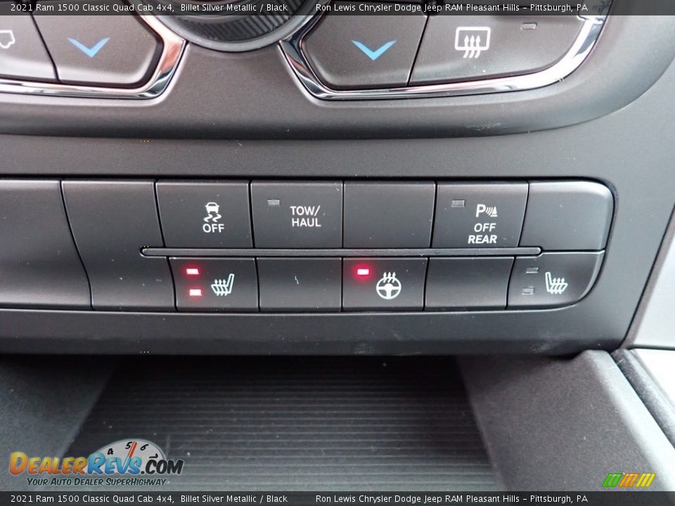 2021 Ram 1500 Classic Quad Cab 4x4 Billet Silver Metallic / Black Photo #18