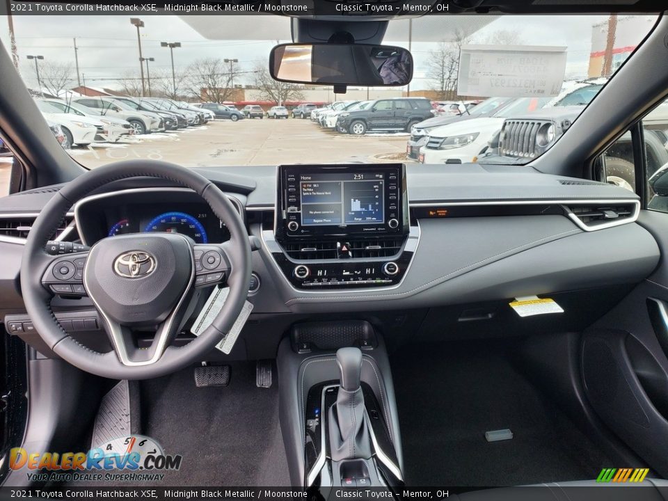 2021 Toyota Corolla Hatchback XSE Midnight Black Metallic / Moonstone Photo #4