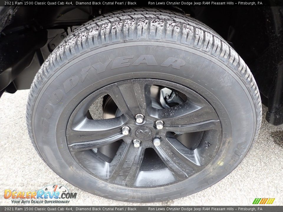 2021 Ram 1500 Classic Quad Cab 4x4 Diamond Black Crystal Pearl / Black Photo #9