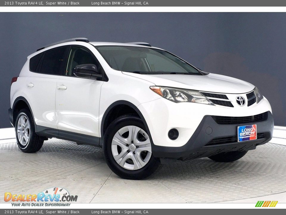 2013 Toyota RAV4 LE Super White / Black Photo #1