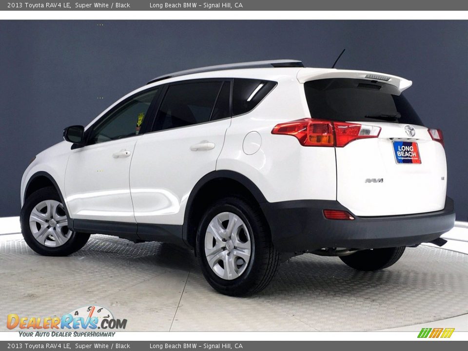 2013 Toyota RAV4 LE Super White / Black Photo #10