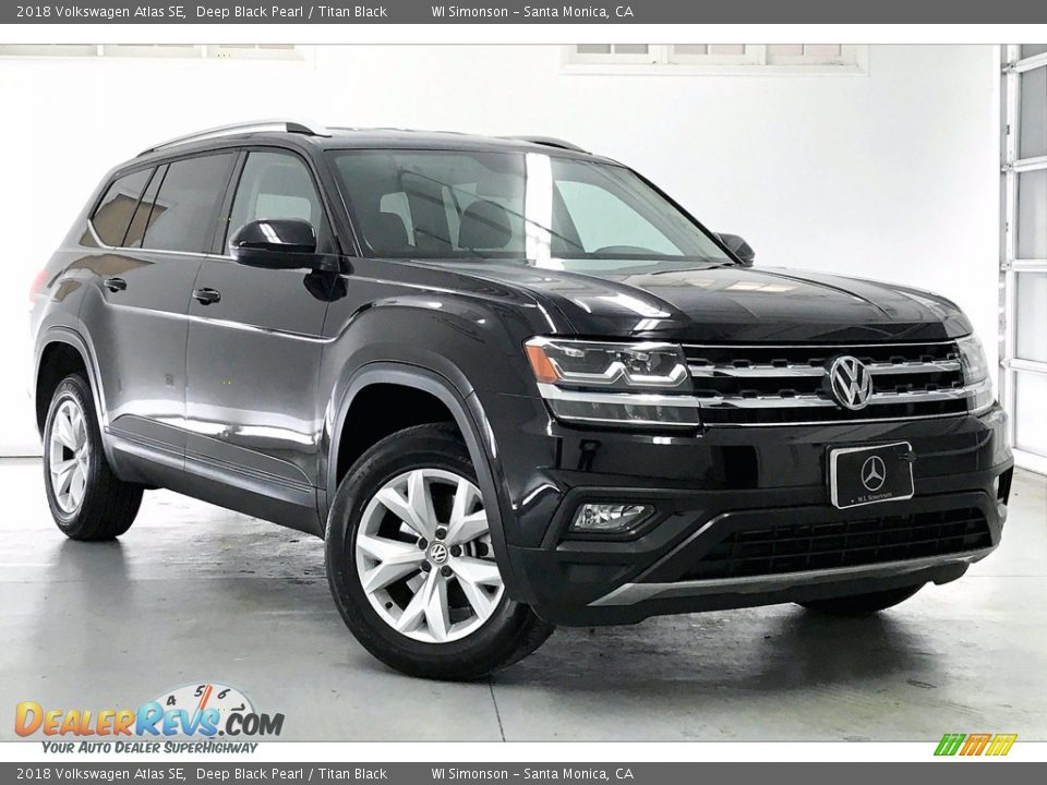 2018 Volkswagen Atlas SE Deep Black Pearl / Titan Black Photo #33