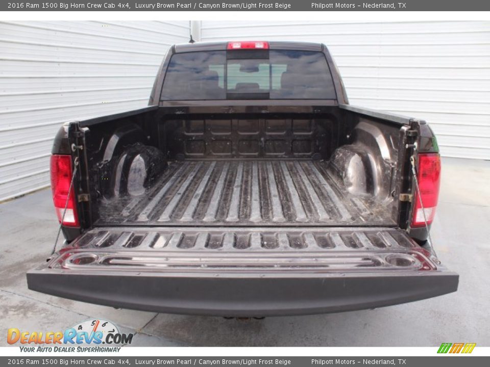 2016 Ram 1500 Big Horn Crew Cab 4x4 Luxury Brown Pearl / Canyon Brown/Light Frost Beige Photo #23