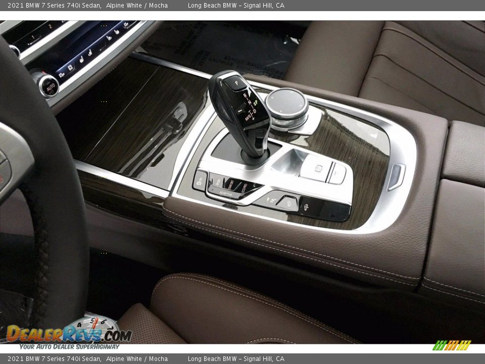 2021 BMW 7 Series 740i Sedan Shifter Photo #16