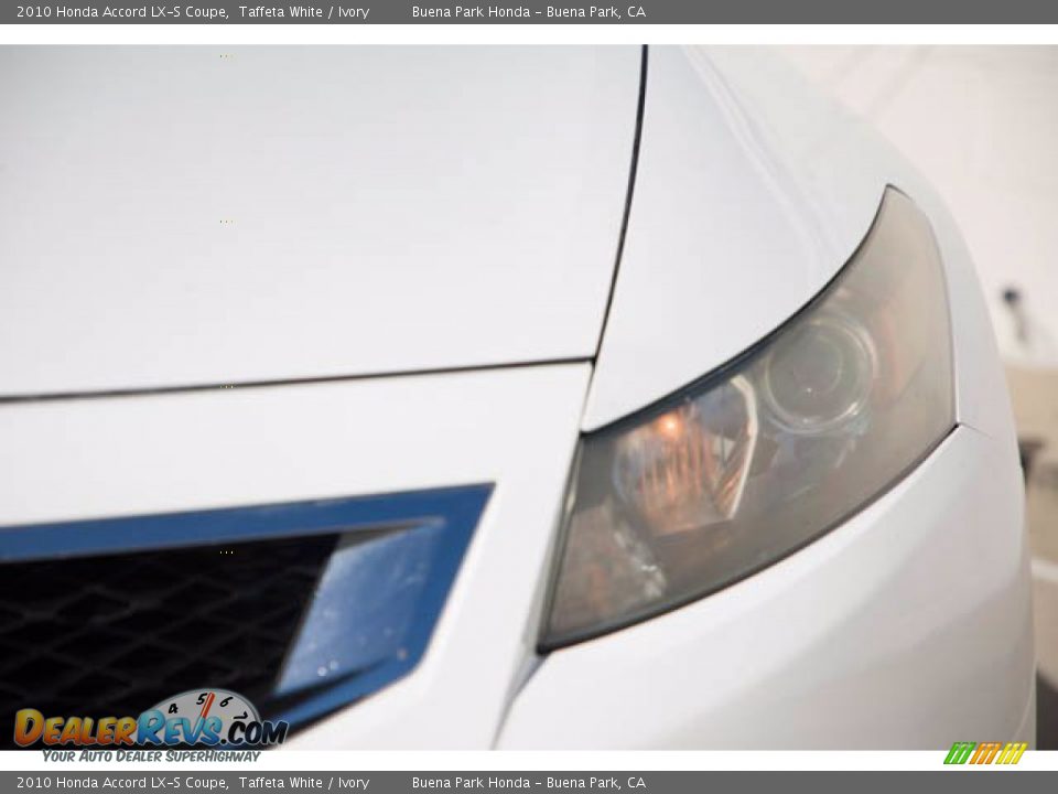 2010 Honda Accord LX-S Coupe Taffeta White / Ivory Photo #9
