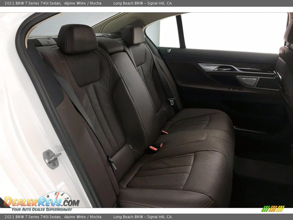 Rear Seat of 2021 BMW 7 Series 740i Sedan Photo #29