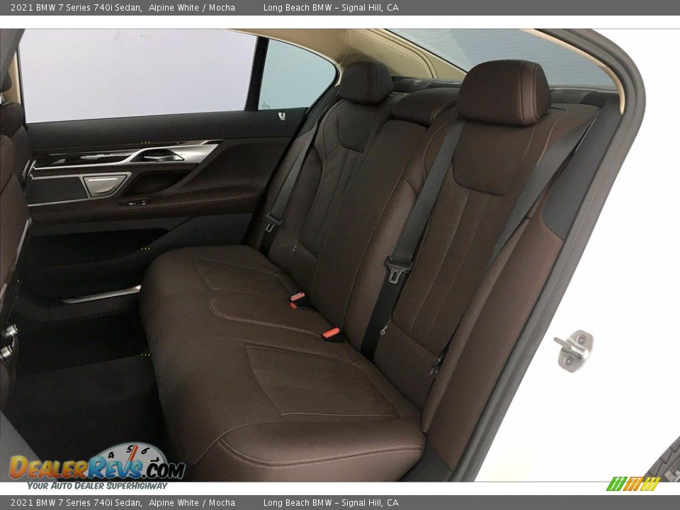 Rear Seat of 2021 BMW 7 Series 740i Sedan Photo #30