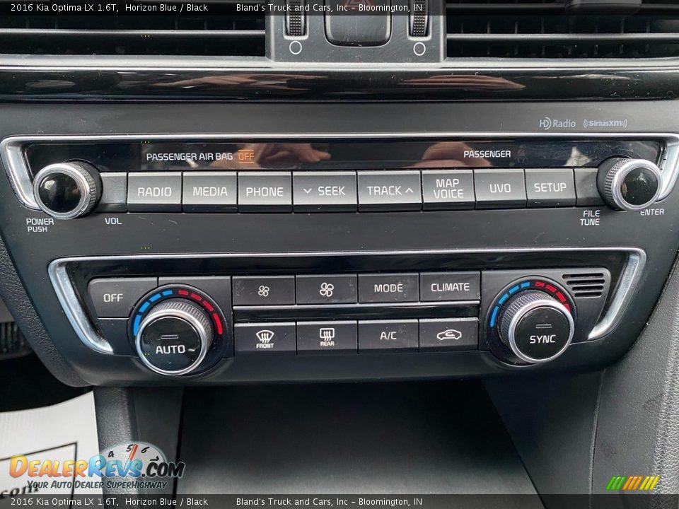 Controls of 2016 Kia Optima LX 1.6T Photo #21