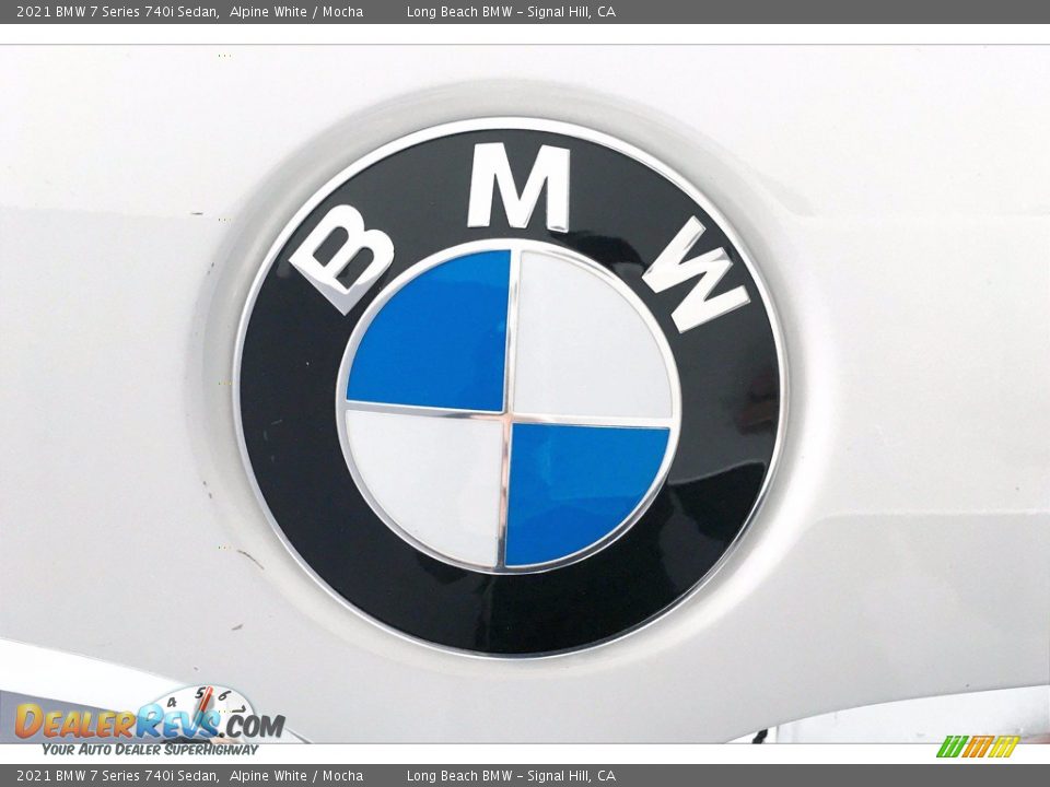 2021 BMW 7 Series 740i Sedan Alpine White / Mocha Photo #33