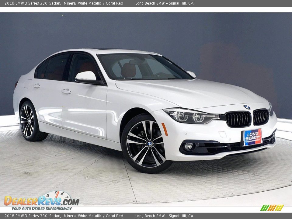 2018 BMW 3 Series 330i Sedan Mineral White Metallic / Coral Red Photo #1