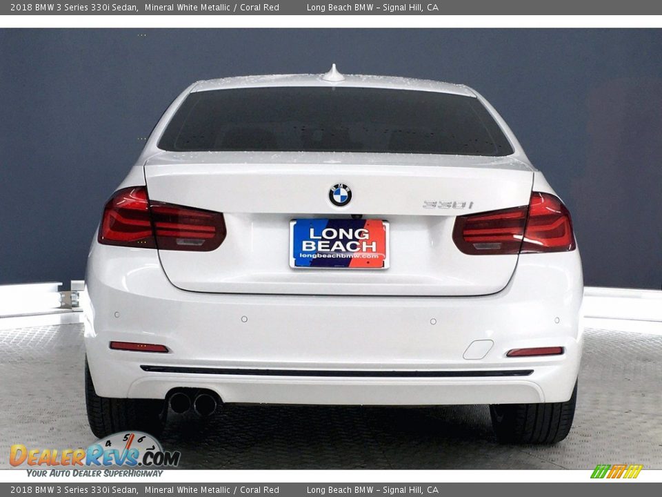 2018 BMW 3 Series 330i Sedan Mineral White Metallic / Coral Red Photo #3