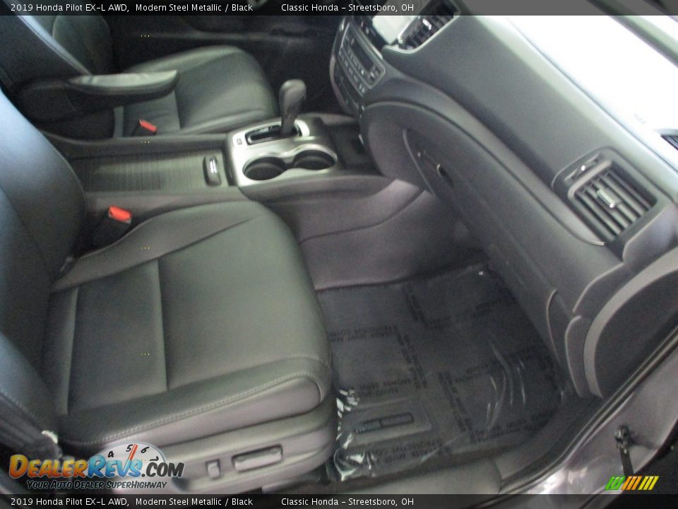 2019 Honda Pilot EX-L AWD Modern Steel Metallic / Black Photo #16