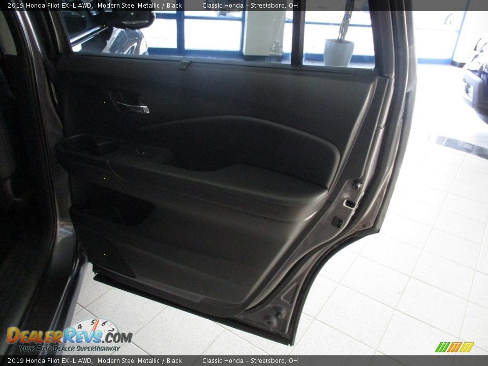 2019 Honda Pilot EX-L AWD Modern Steel Metallic / Black Photo #18