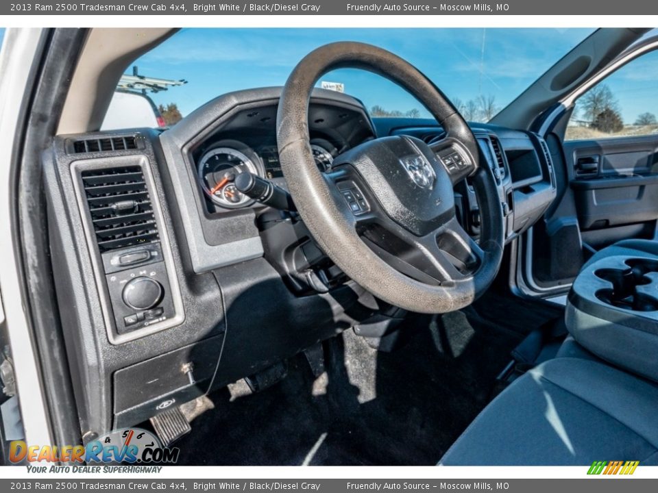 2013 Ram 2500 Tradesman Crew Cab 4x4 Bright White / Black/Diesel Gray Photo #20