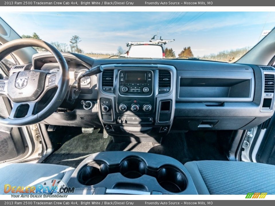 2013 Ram 2500 Tradesman Crew Cab 4x4 Bright White / Black/Diesel Gray Photo #33