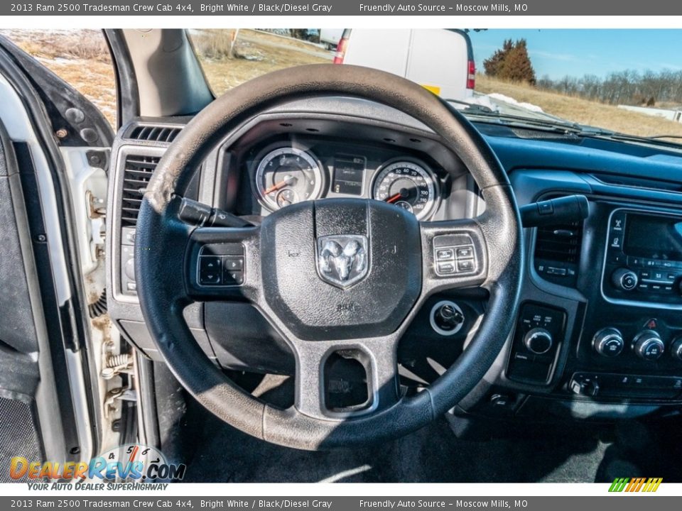 2013 Ram 2500 Tradesman Crew Cab 4x4 Bright White / Black/Diesel Gray Photo #35