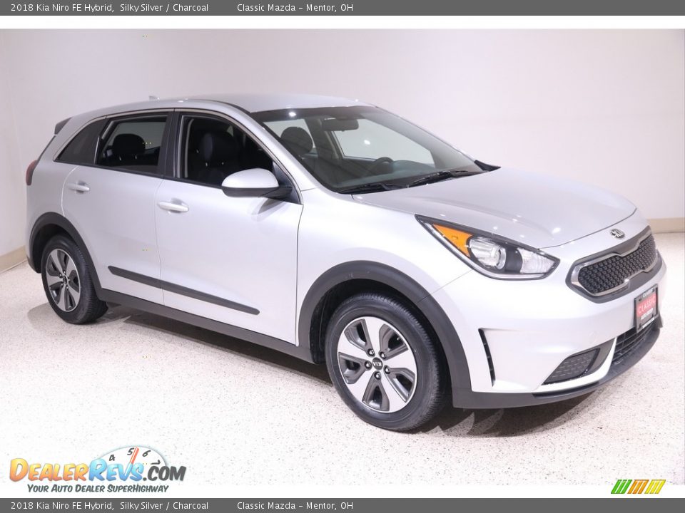 Silky Silver 2018 Kia Niro FE Hybrid Photo #1