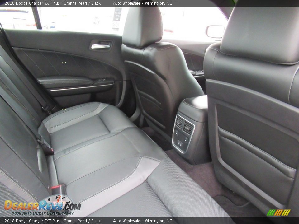 2018 Dodge Charger SXT Plus Granite Pearl / Black Photo #13