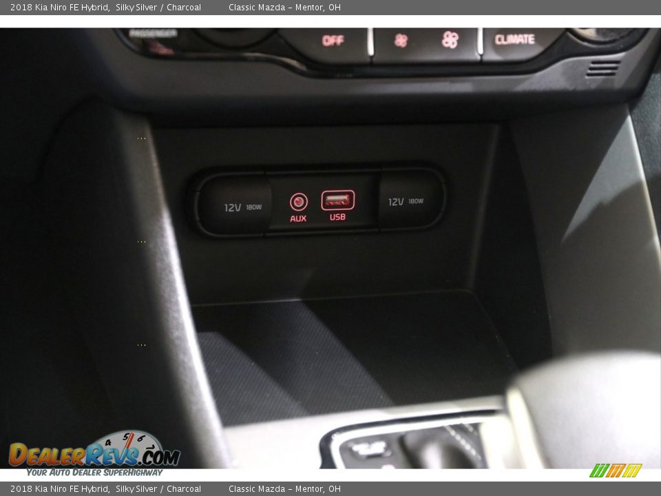 2018 Kia Niro FE Hybrid Silky Silver / Charcoal Photo #15