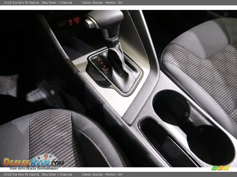 2018 Kia Niro FE Hybrid Silky Silver / Charcoal Photo #16