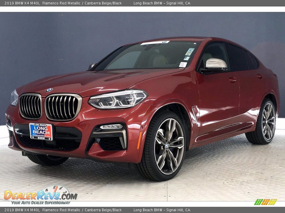 Front 3/4 View of 2019 BMW X4 M40i Photo #12