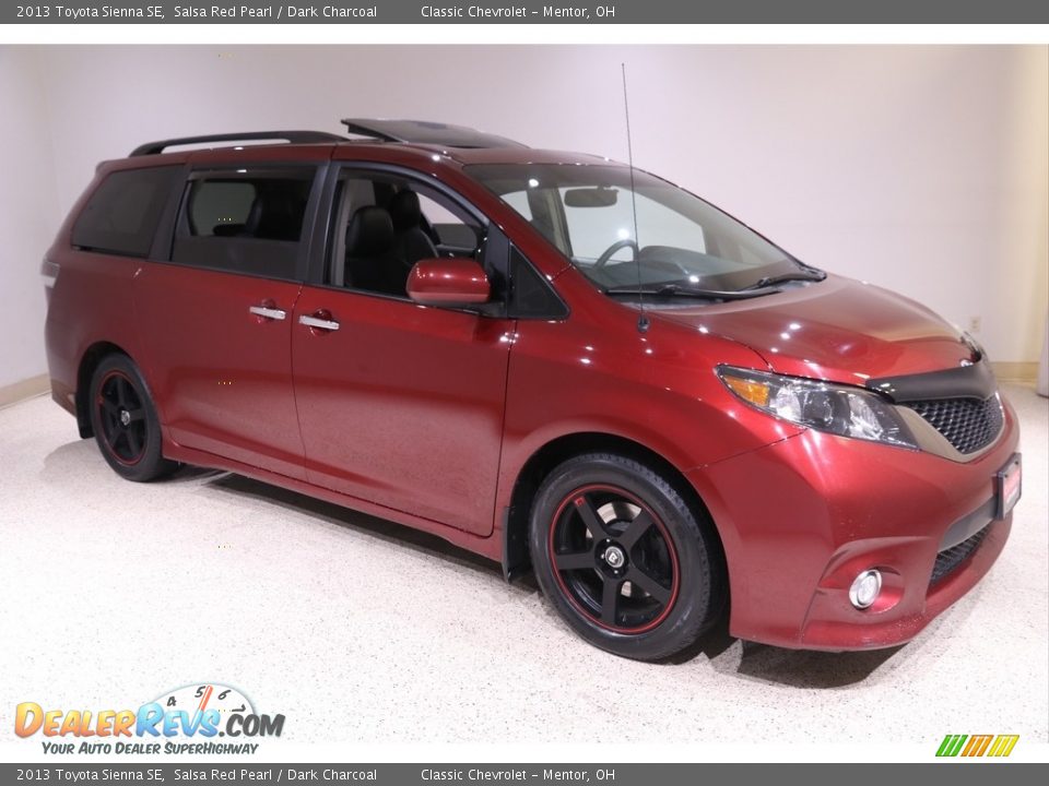 2013 Toyota Sienna SE Salsa Red Pearl / Dark Charcoal Photo #1