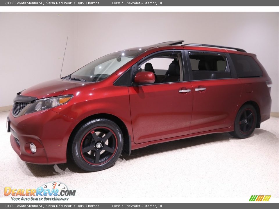 2013 Toyota Sienna SE Salsa Red Pearl / Dark Charcoal Photo #3