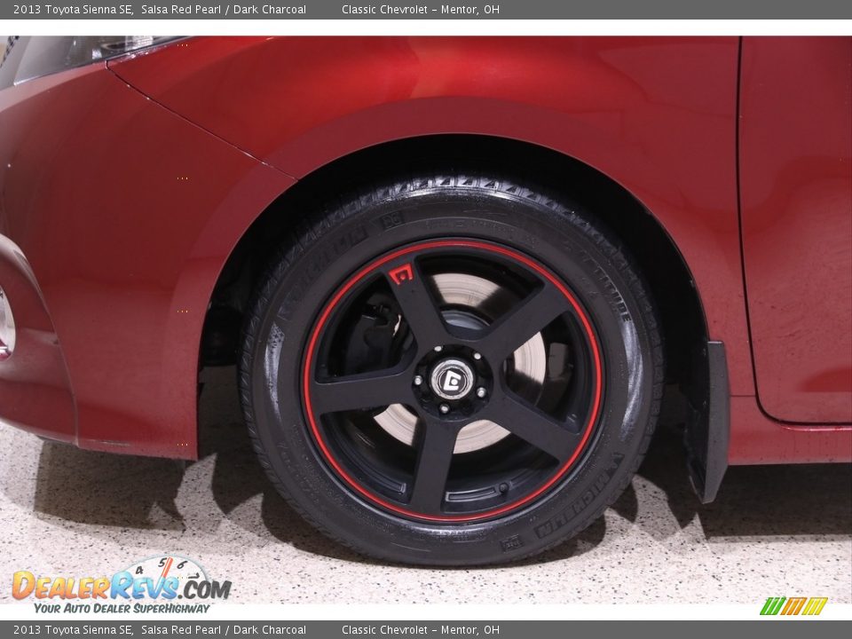 2013 Toyota Sienna SE Salsa Red Pearl / Dark Charcoal Photo #22