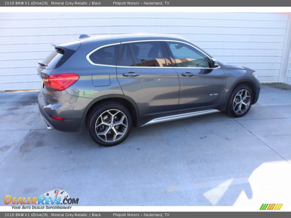 2018 BMW X1 sDrive28i Mineral Grey Metallic / Black Photo #9